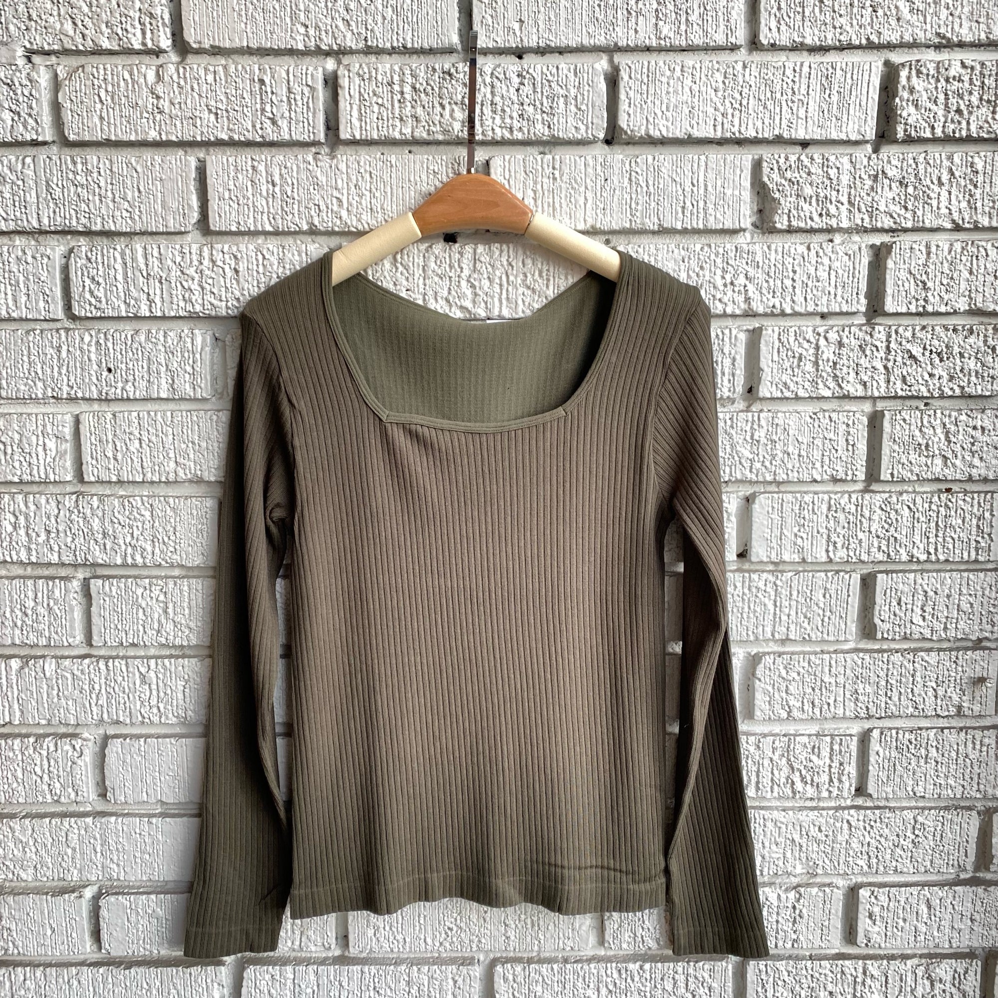 EDA Ribbed Square Neck Top