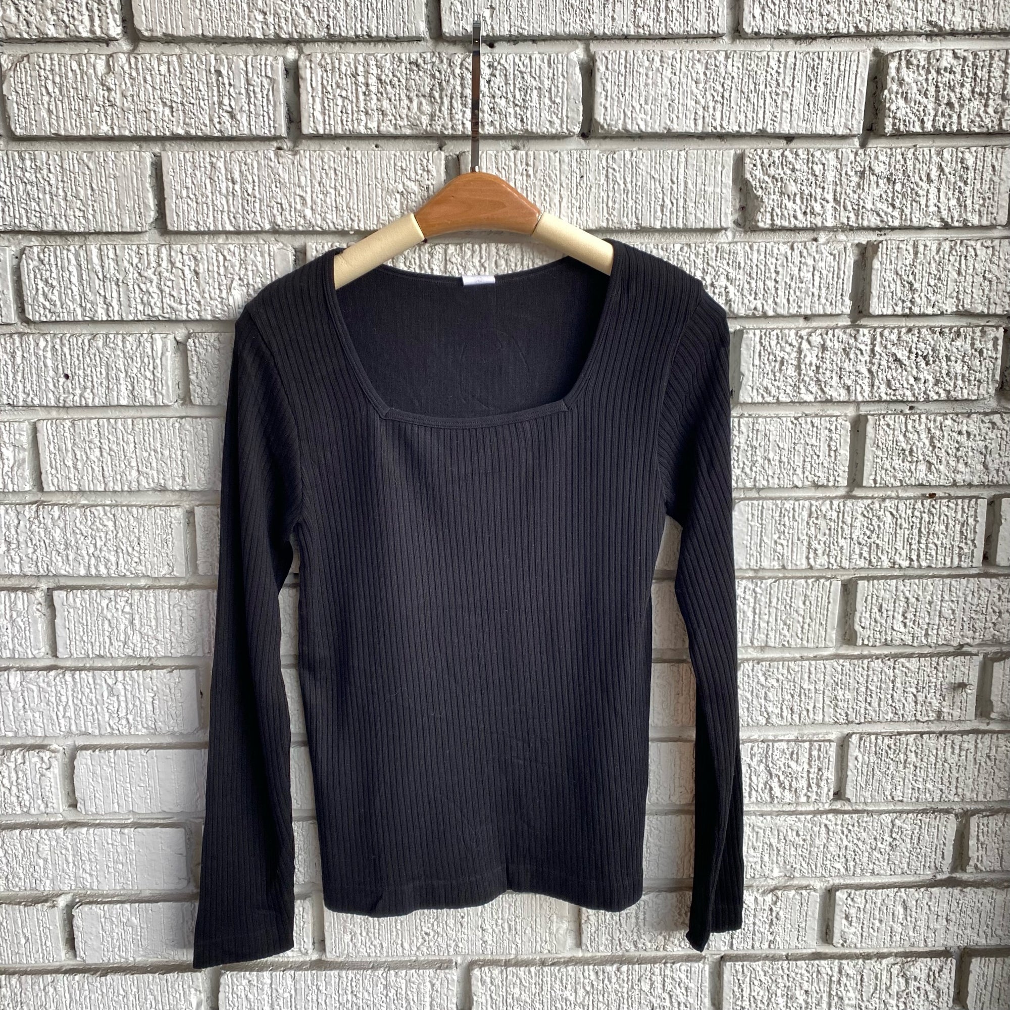 EDA Ribbed Square Neck Top