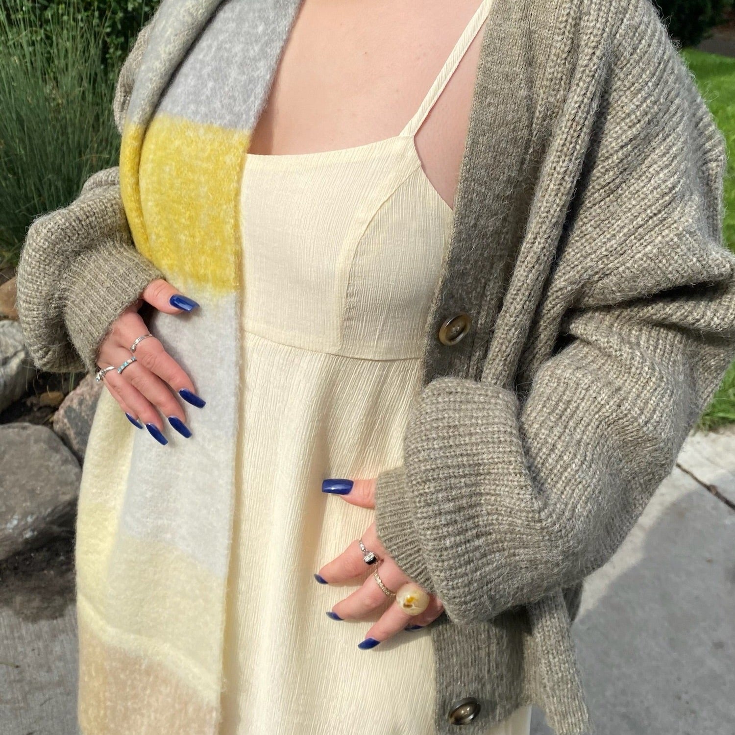 NICOLE Midi Dress