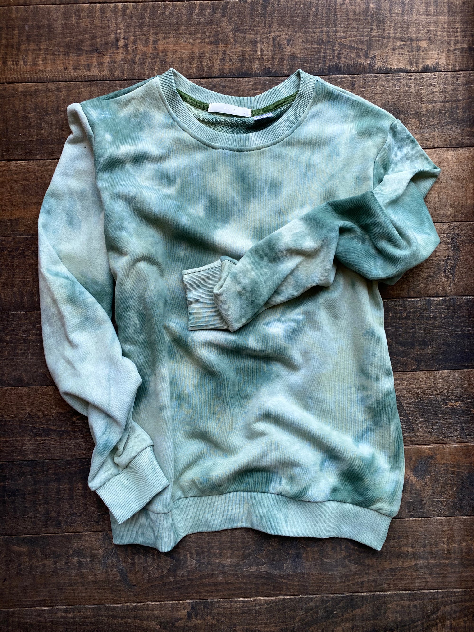 BENNY Tie Dye Crewneck Sweatshirt