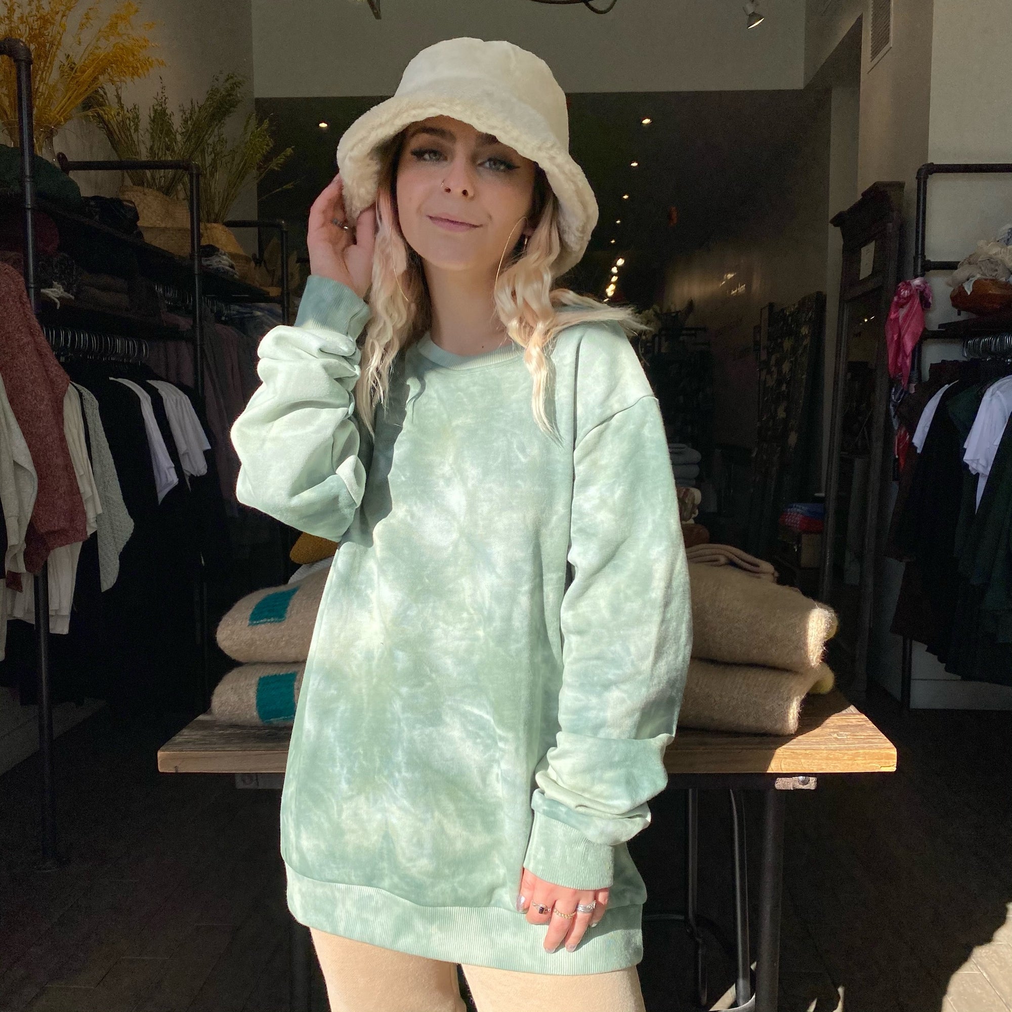 BENNY Tie Dye Crewneck Sweatshirt