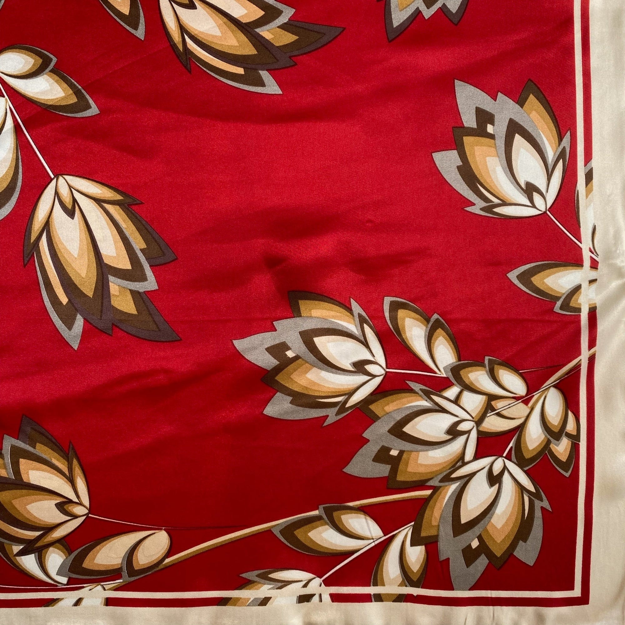 LILLIANA Floral Scarf