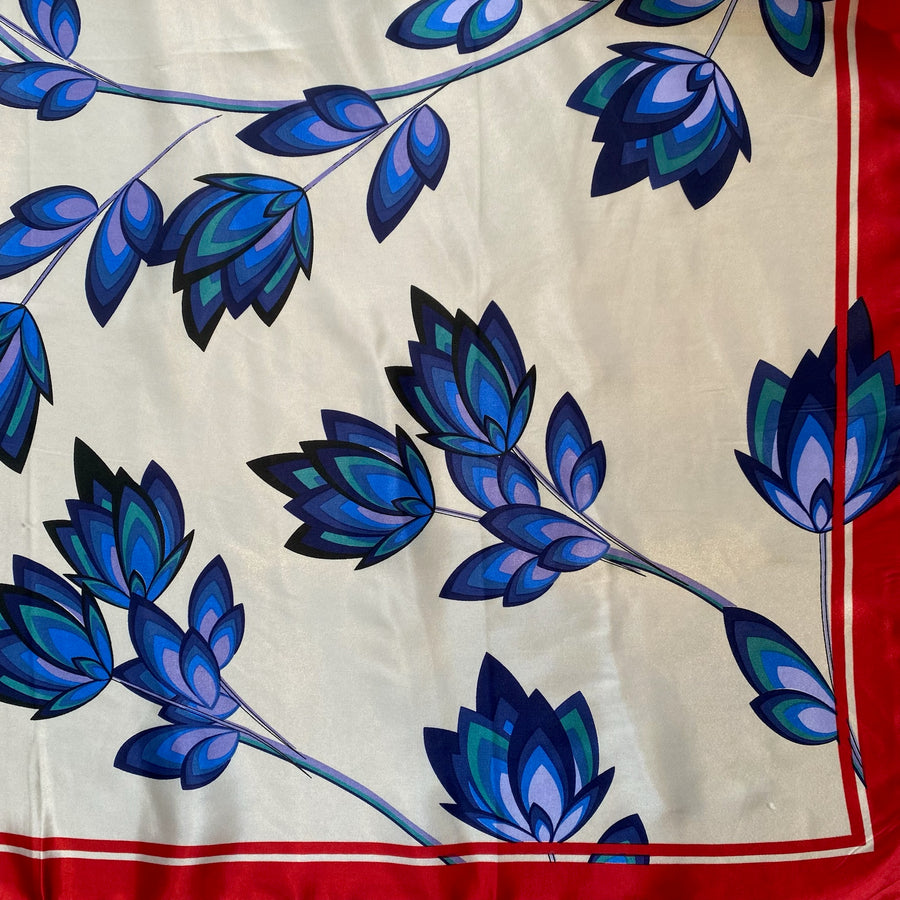 LILLIANA Floral Scarf