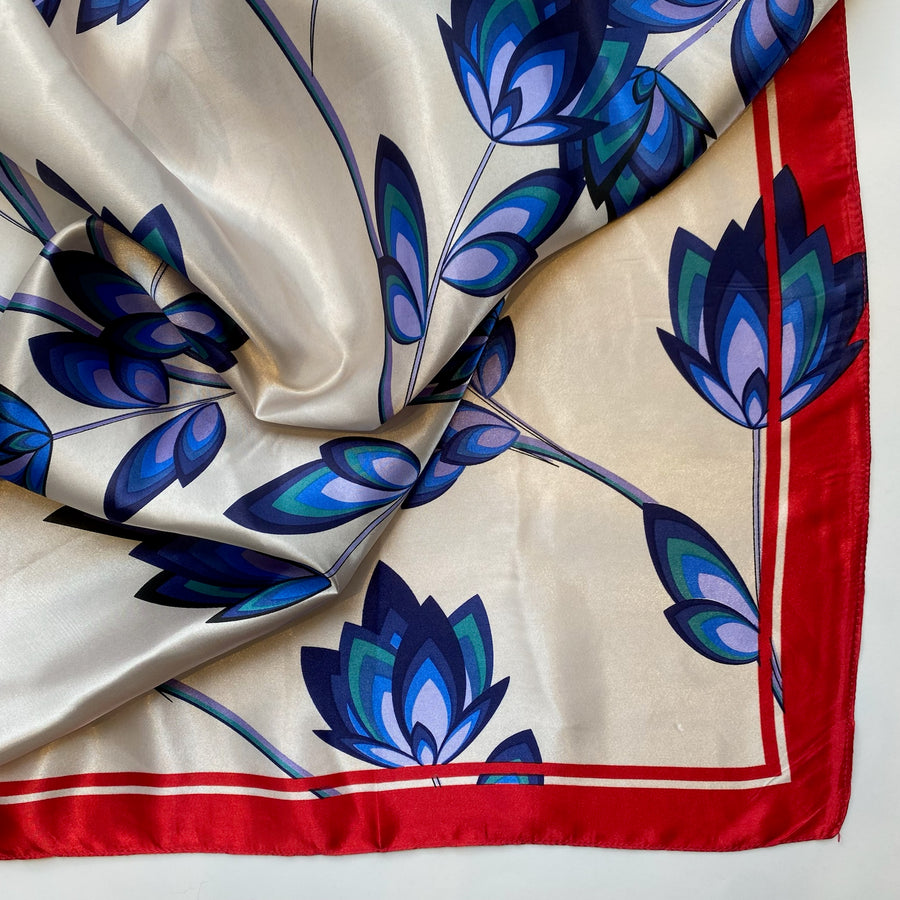 LILLIANA Floral Scarf