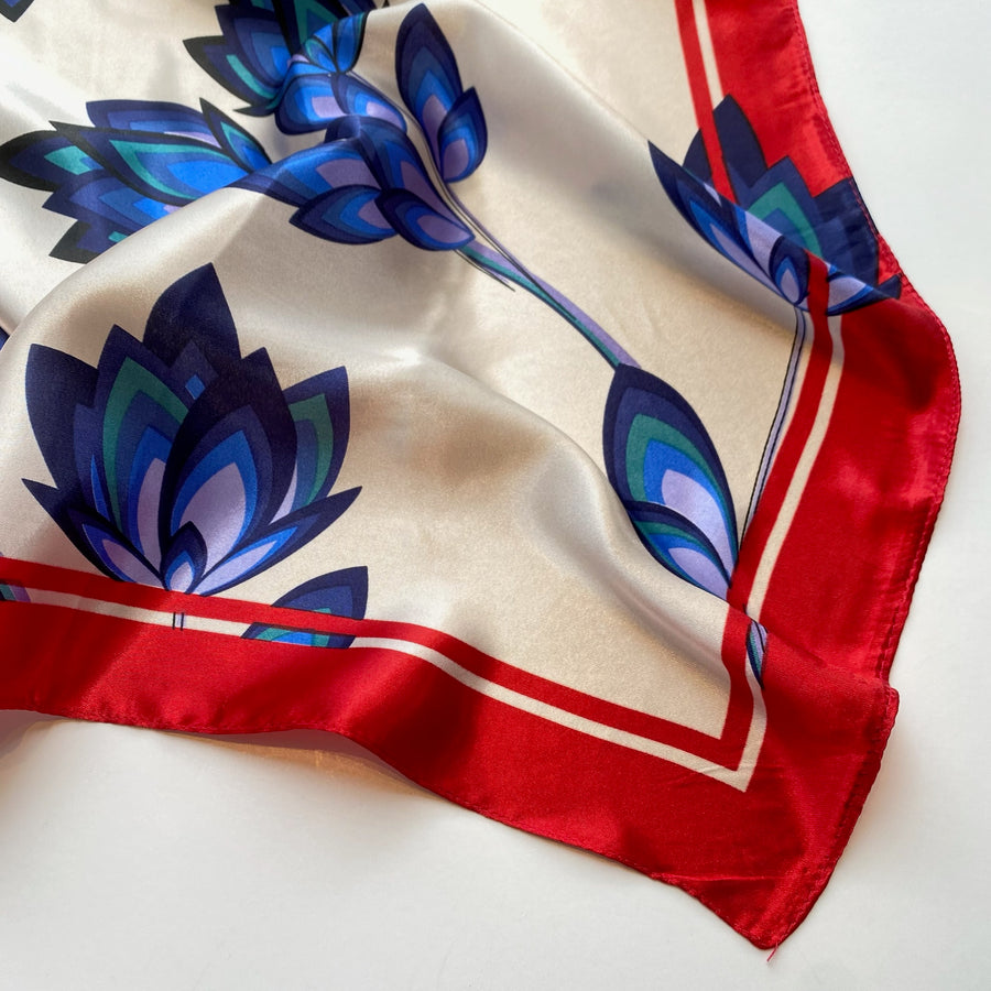 LILLIANA Floral Scarf