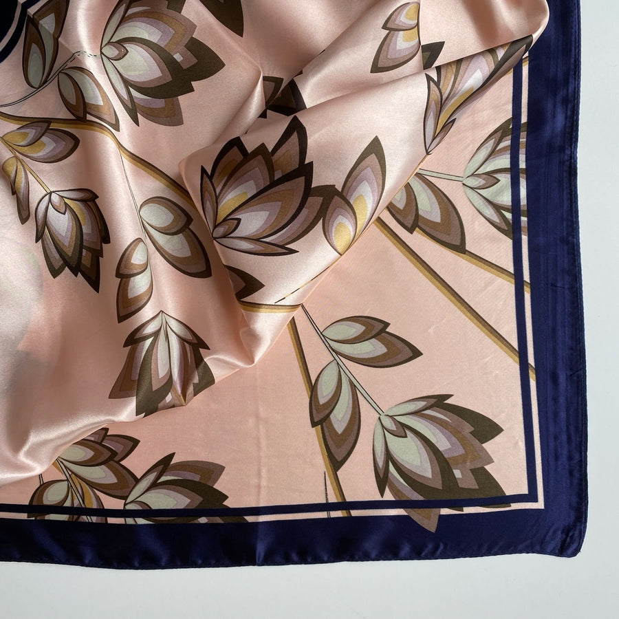 LILLIANA Floral Scarf