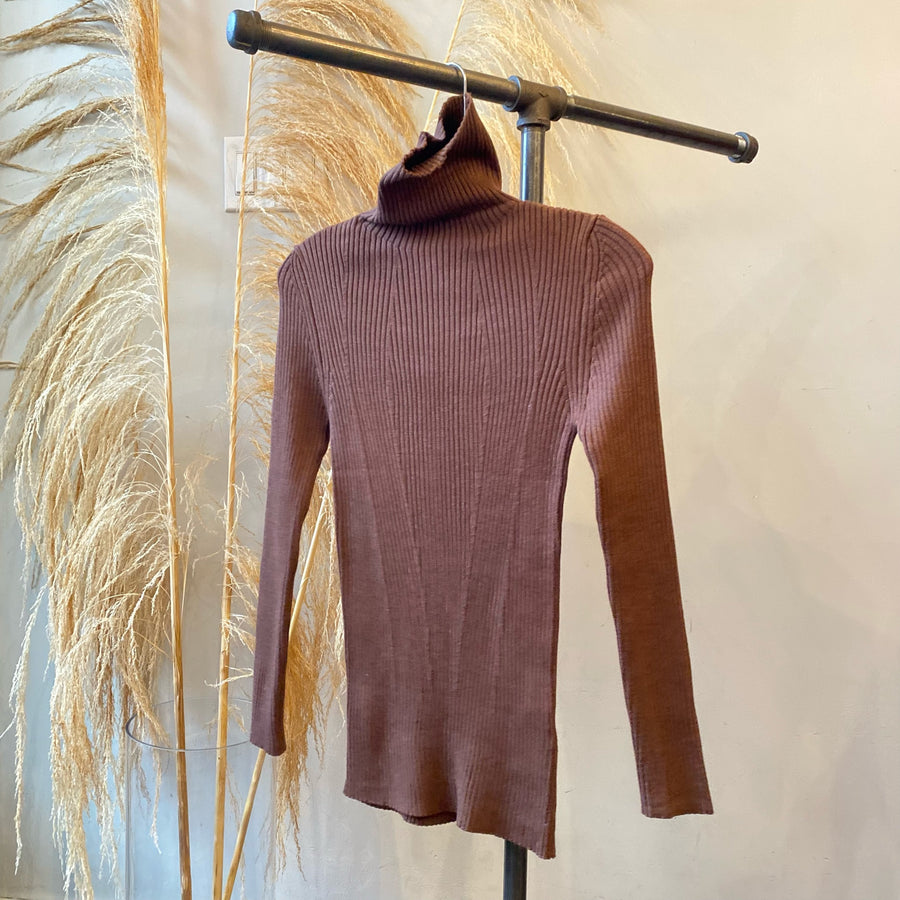 VIDAH Ribbed Turtleneck