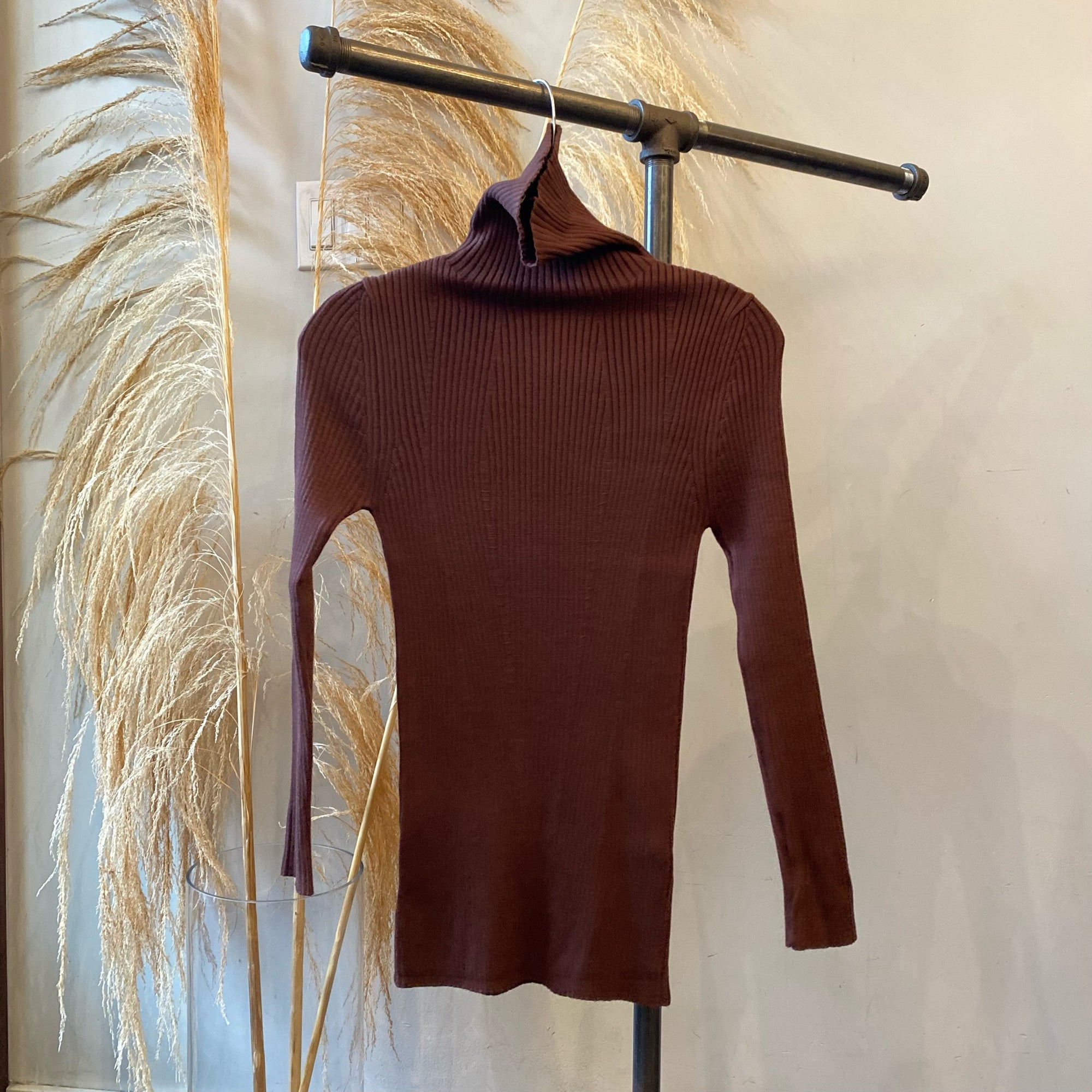 VIDAH Ribbed Turtleneck
