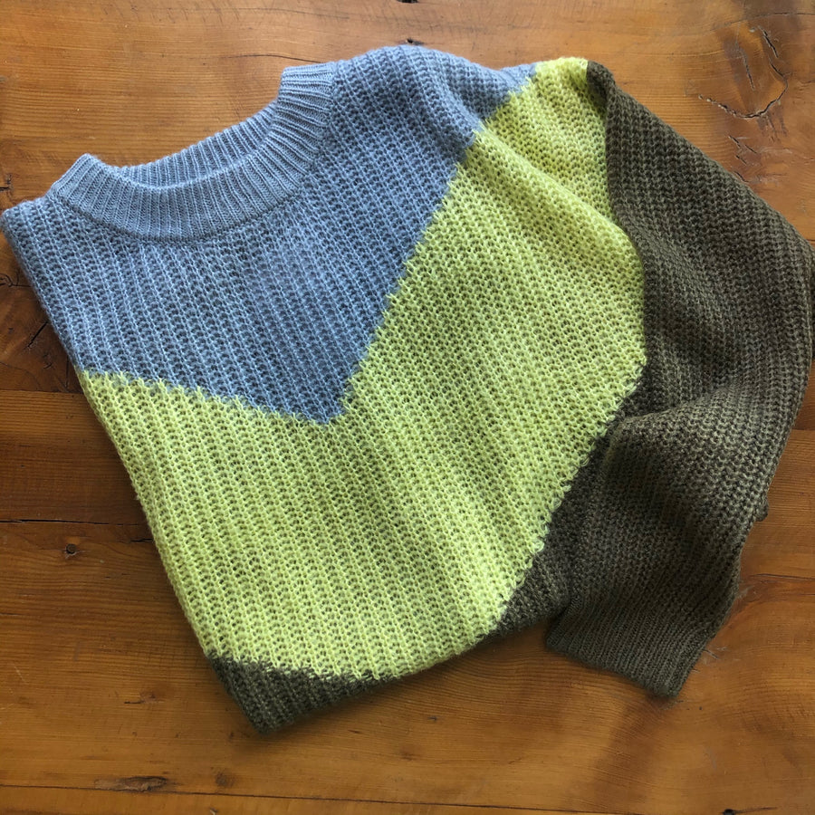 BELLA Colourblock Crew Neck Sweater