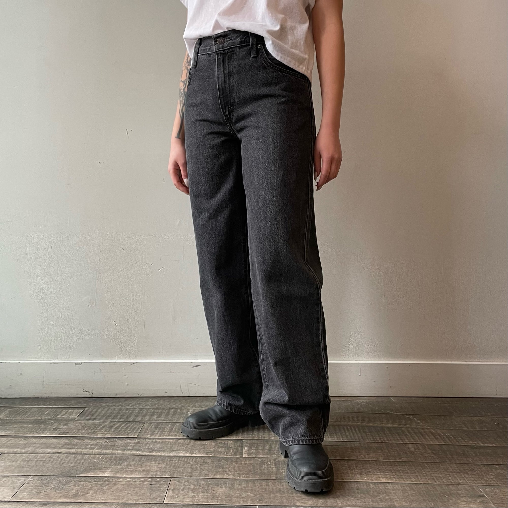 LEVI&#39;S Baggy Dad Jeans