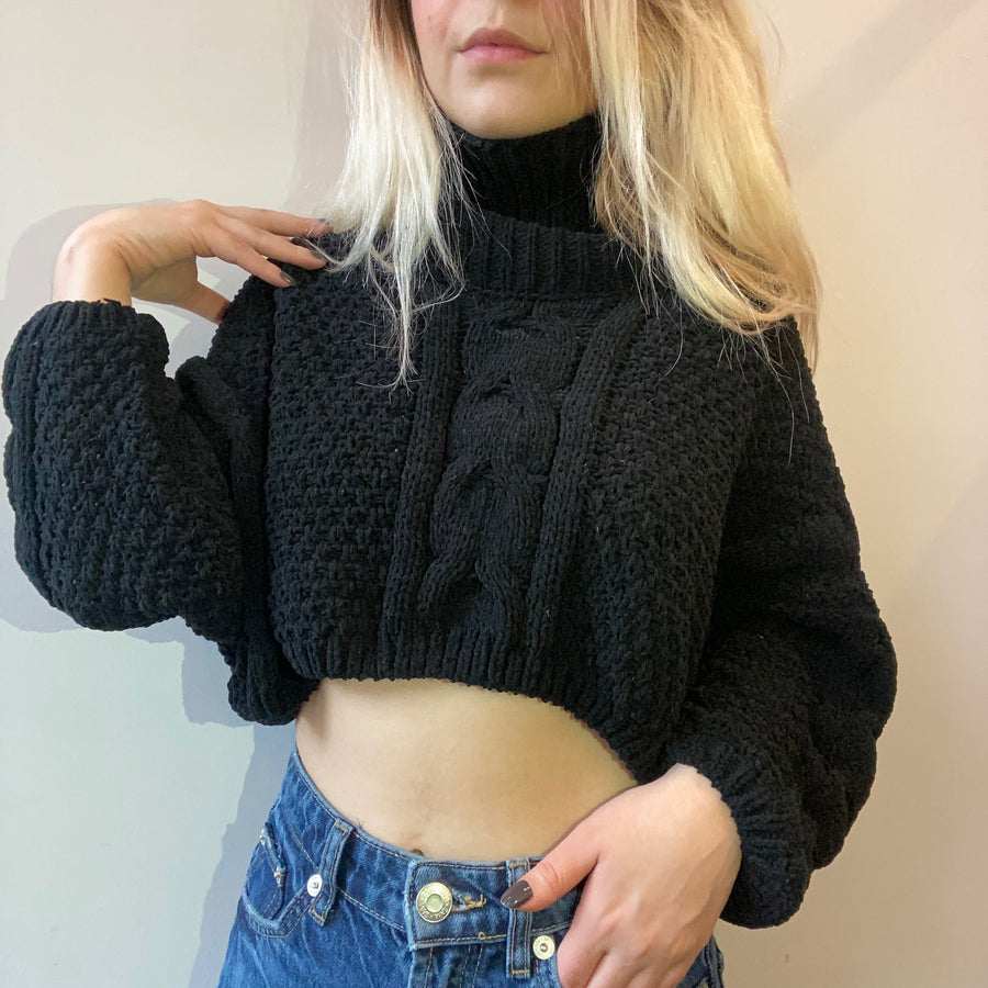 MINDY Crop Knit Sweater