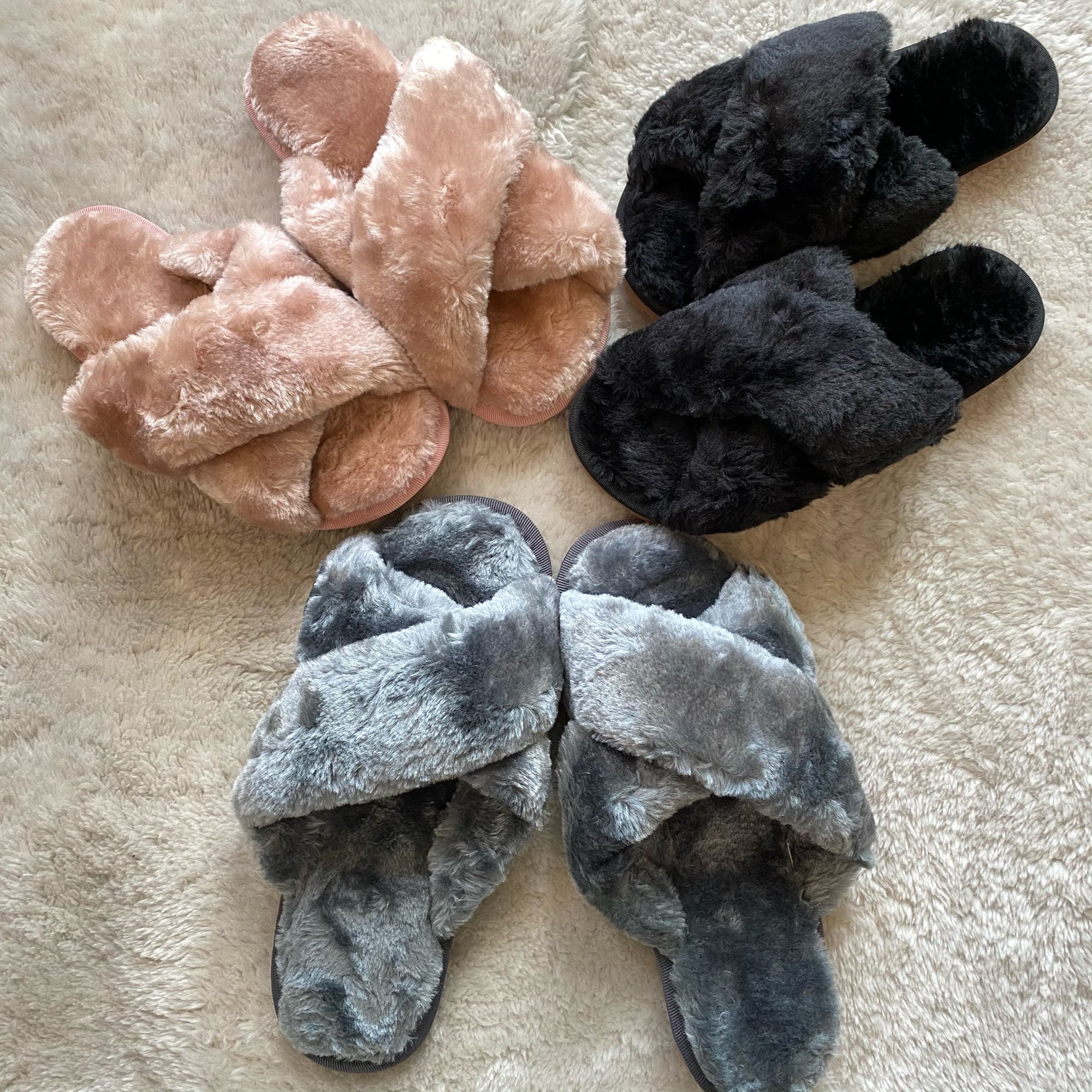 MAUDE Cozy Slippers